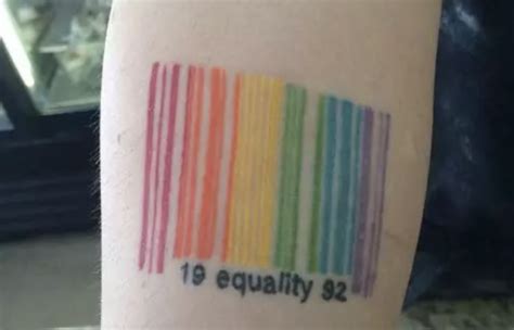 tatuajes de lesbianas|65 ideas para tu nuevo tatuaje con mucho orgullo LGBTQ